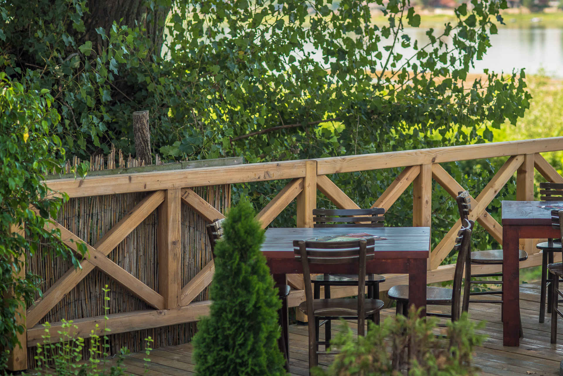 Letnja bašta restorana Svetionik